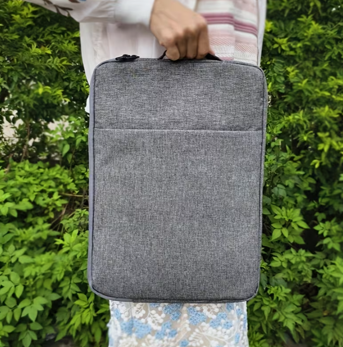 Funda Gris Oscuro con Asa 15.6" — foto 2